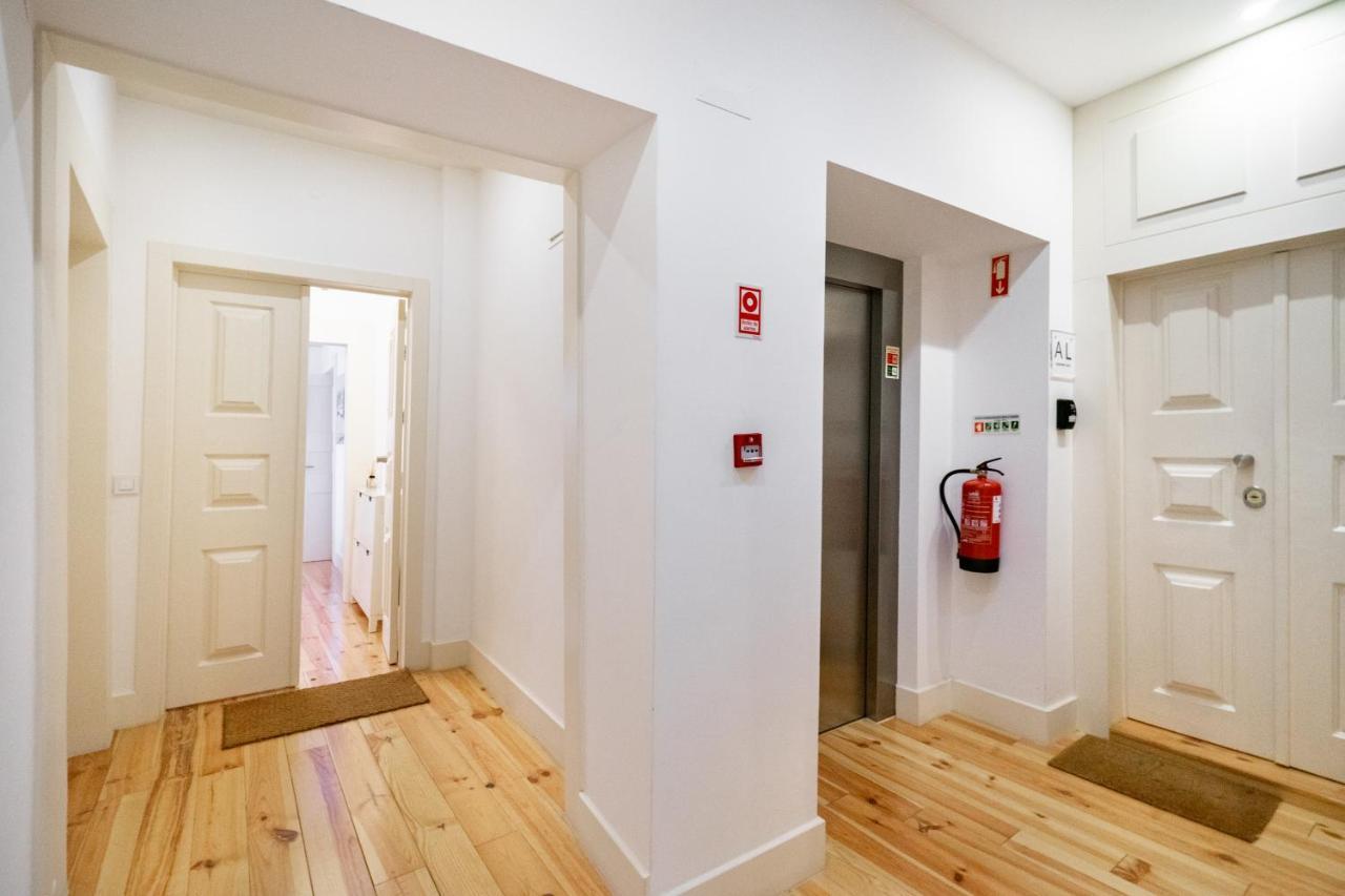 Whome Intendente Modern 1-Bed W/ Lift & Ac In Top Notch Location Lisbon Exterior photo